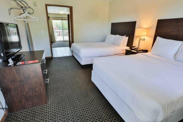 לודינגטון Nader'S Motel & Suites מראה חיצוני תמונה