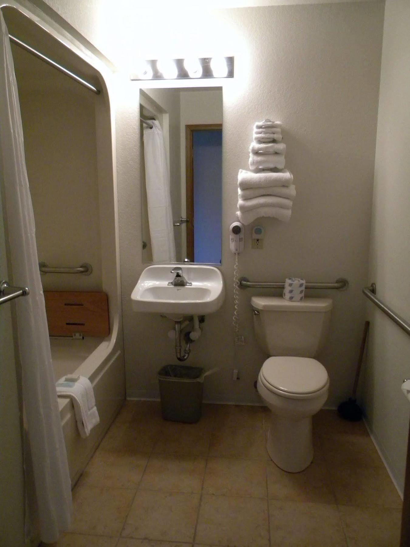 לודינגטון Nader'S Motel & Suites מראה חיצוני תמונה