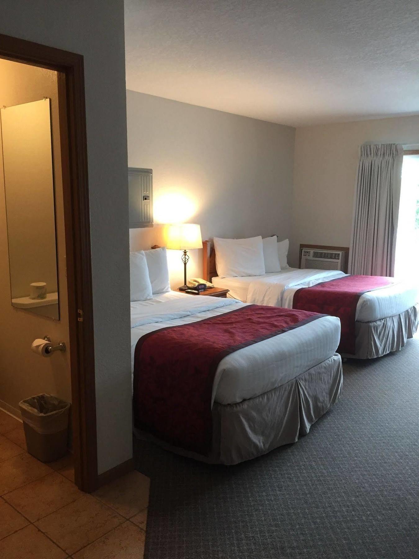לודינגטון Nader'S Motel & Suites מראה חיצוני תמונה