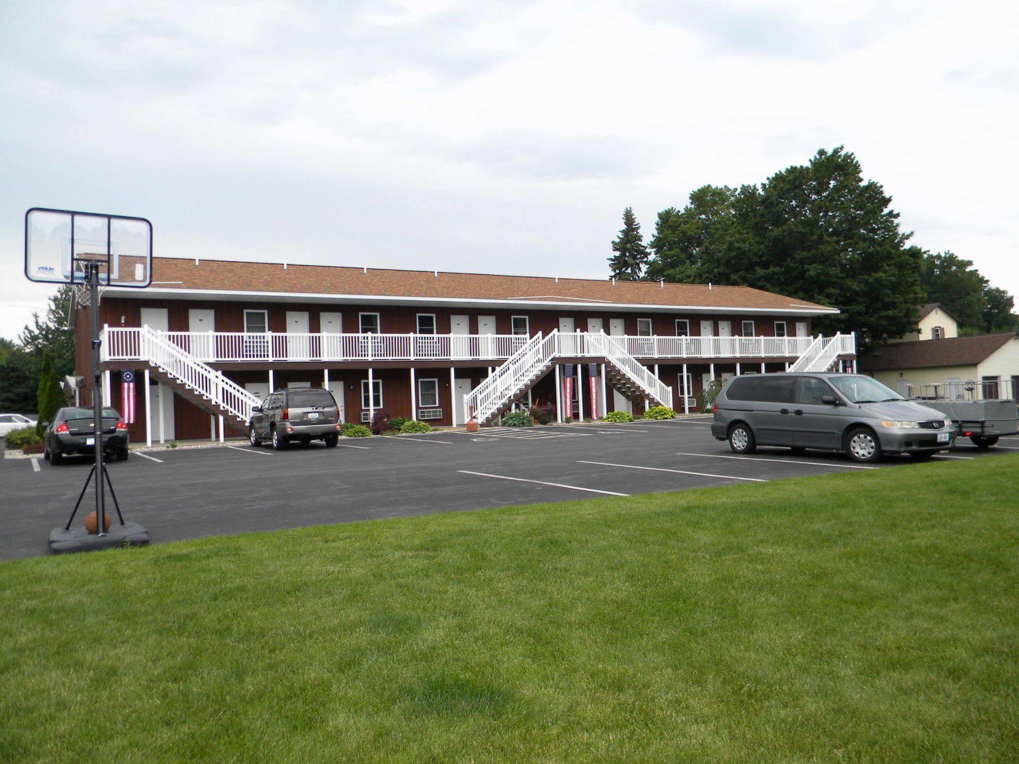 לודינגטון Nader'S Motel & Suites מראה חיצוני תמונה